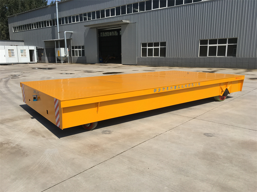 無軌膠輪電動平車具備雷達遇障礙物停止功能